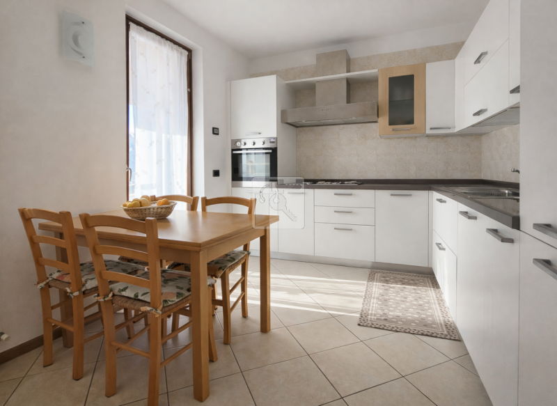 Foto appartamento in vendita a Dro (Trento)