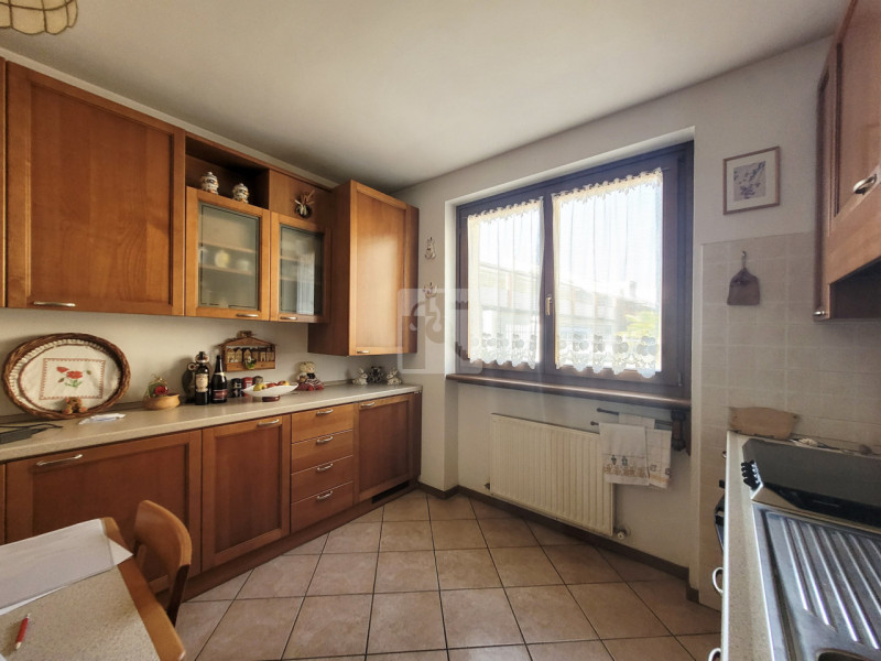 Foto villetta a schiera in vendita a Arco (Trento)