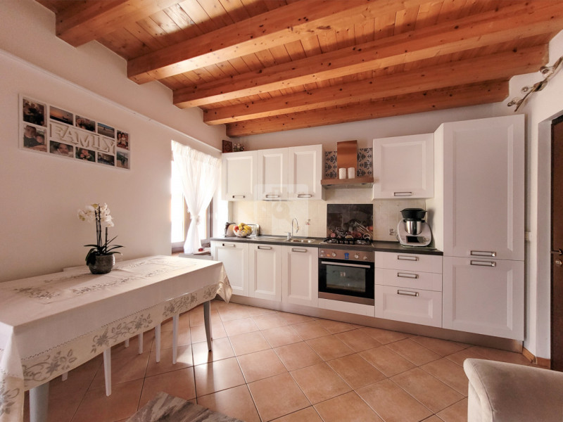 Foto appartamento in vendita a Arco (Trento)