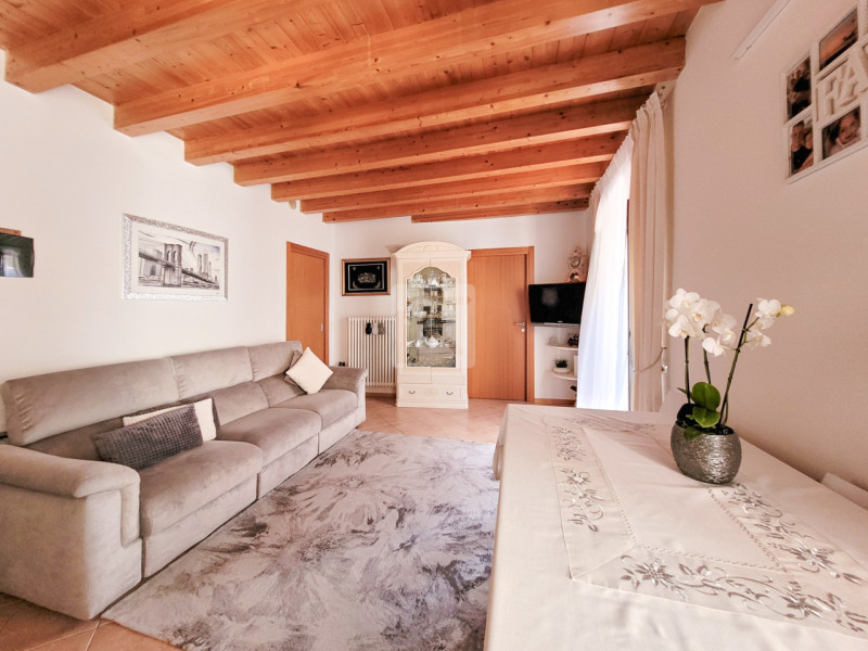 Foto appartamento in vendita a Arco (Trento)