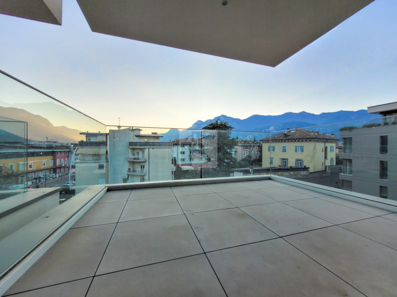 Foto appartamento in vendita a Arco (Trento)