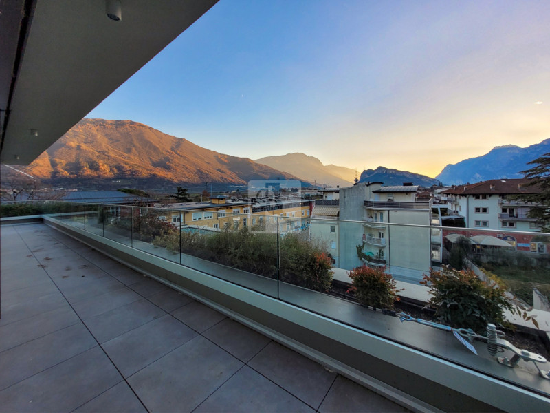 Foto appartamento in vendita a Arco (Trento)