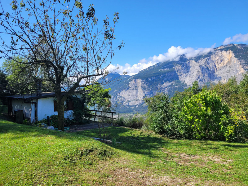 Foto casale/rustico in vendita a Cavedine (Trento)
