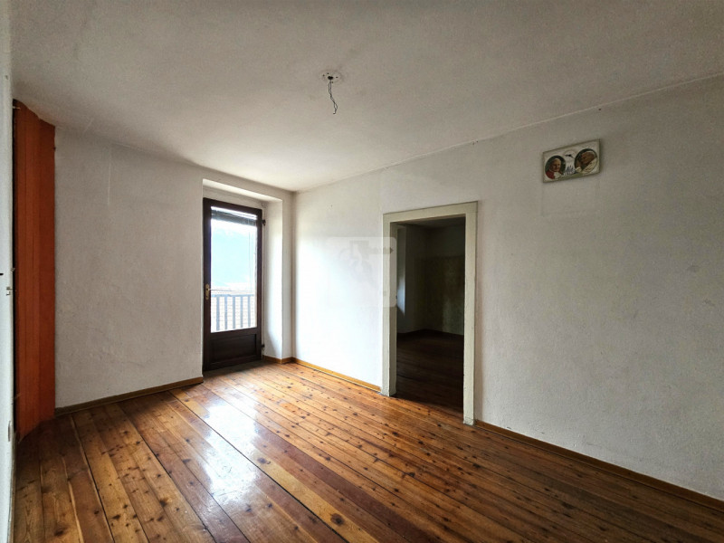 Foto appartamento in vendita a Tenno (Trento)