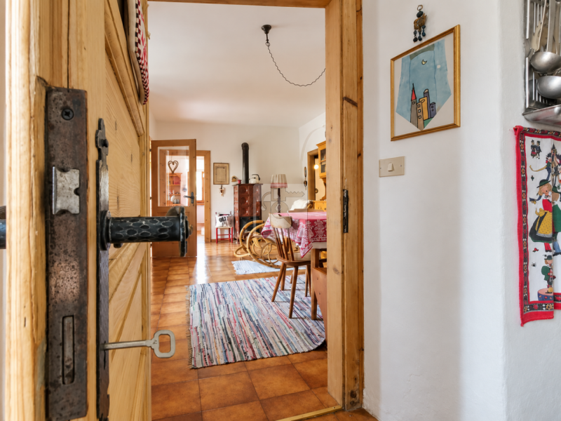 Foto appartamento in vendita a Comano Terme (Trento)