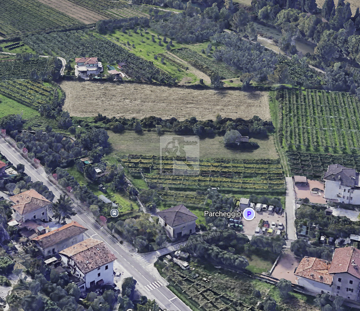 Foto terreno in vendita a Arco (Trento)