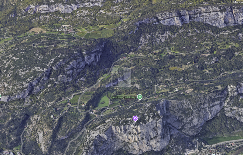 Foto terreno in vendita a Arco (Trento)