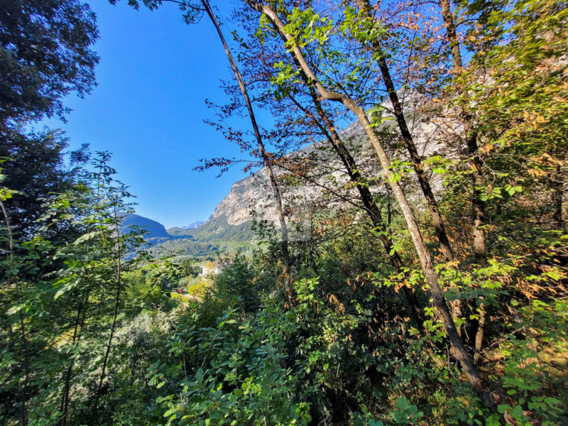 Foto terreno in vendita a Dro (Trento)