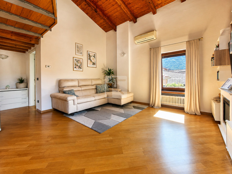 Foto appartamento in vendita a Dro (Trento)