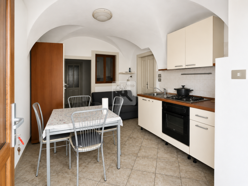 Foto appartamento in vendita a Comano Terme (Trento)