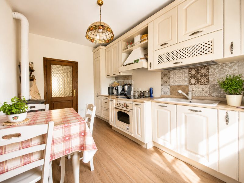 Foto porzione di casa in vendita a Brentonico (Trento)