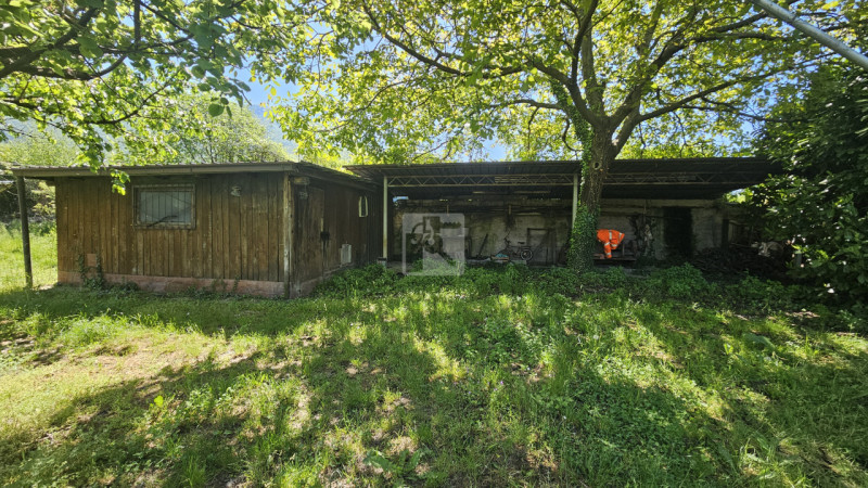Foto terreno in vendita a Arco (Trento)