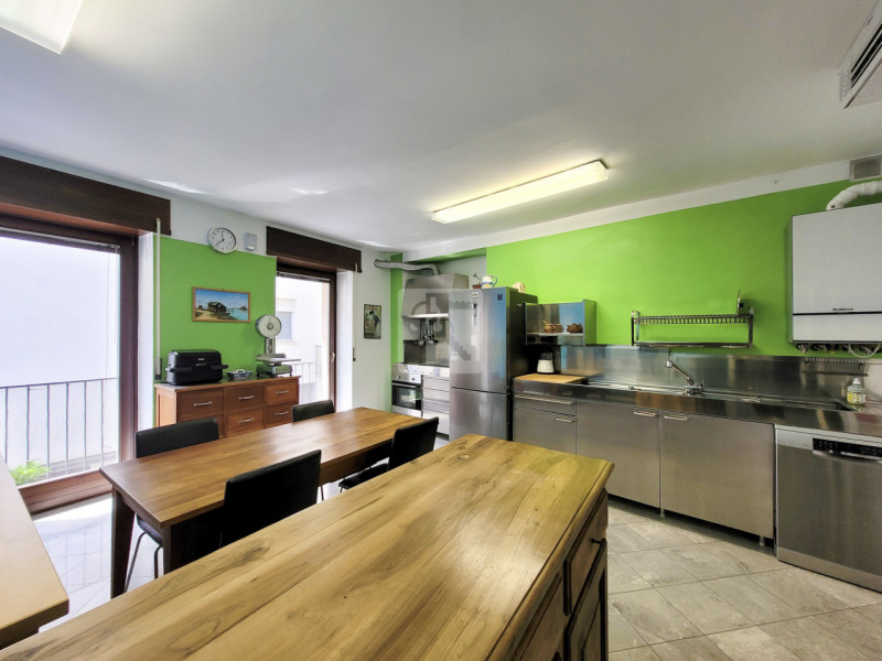 Foto appartamento in vendita a Riva del Garda (Trento)