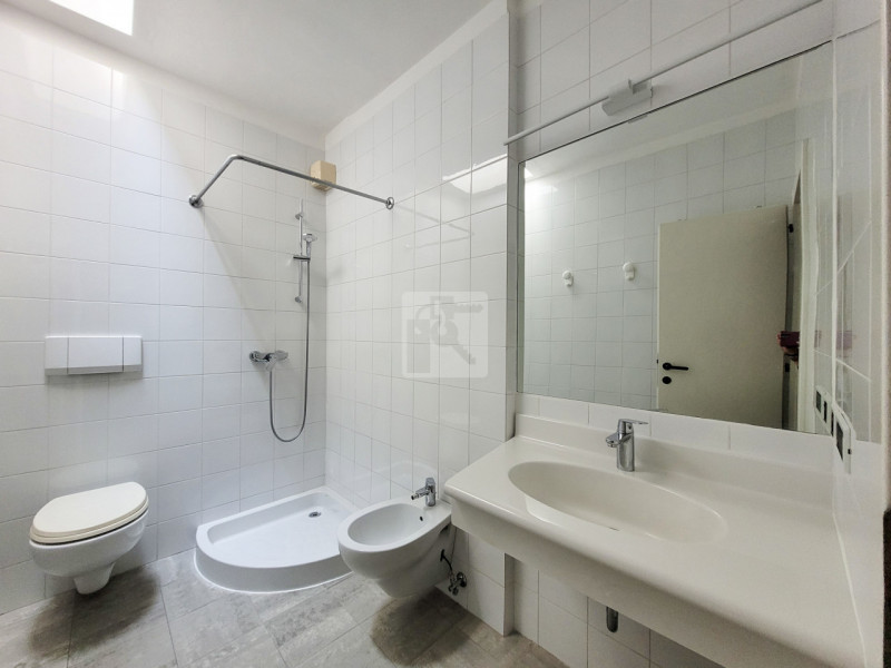 Foto appartamento in vendita a Riva del Garda (Trento)