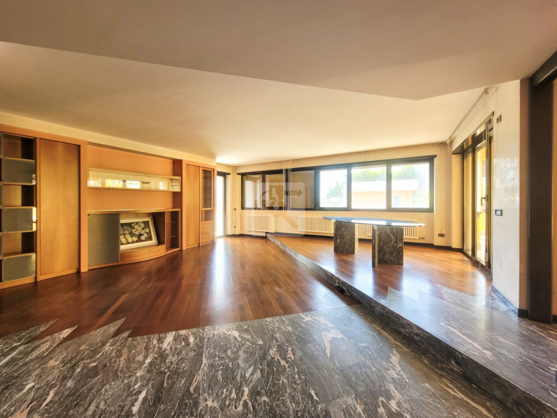 Foto appartamento in vendita a Riva del Garda (Trento)