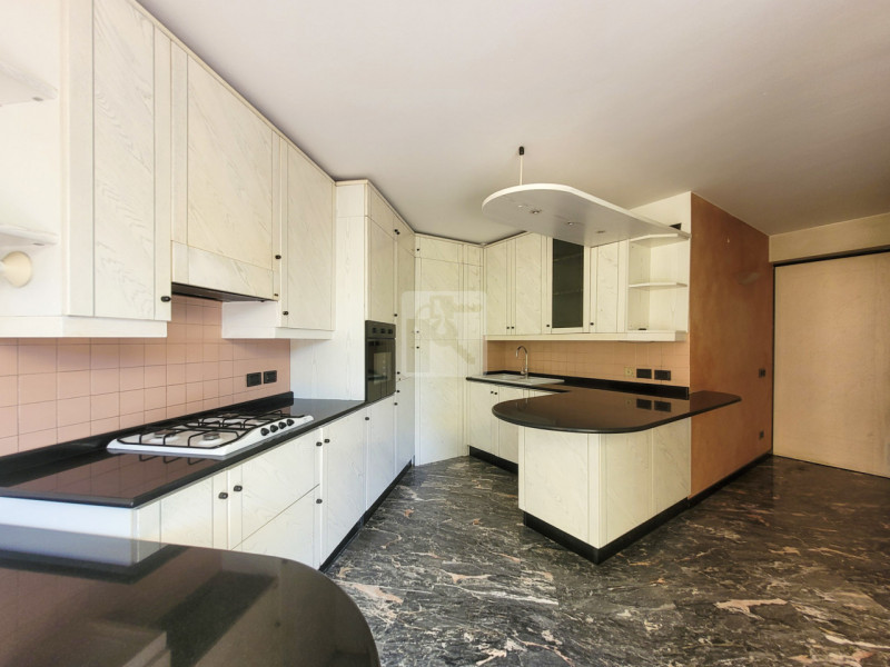 Foto appartamento in vendita a Riva del Garda (Trento)