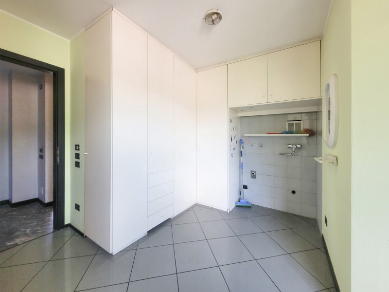 Foto appartamento in vendita a Riva del Garda (Trento)