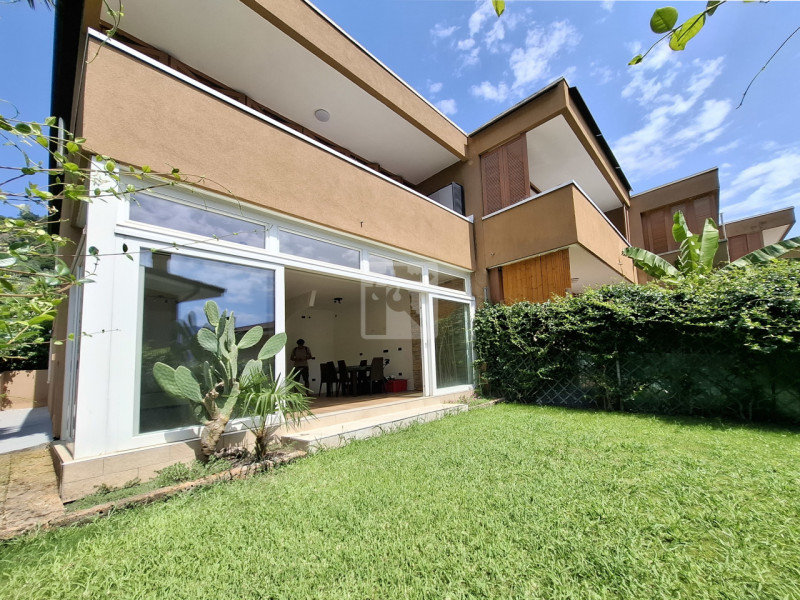 Foto appartamento in vendita a Riva del Garda (Trento)