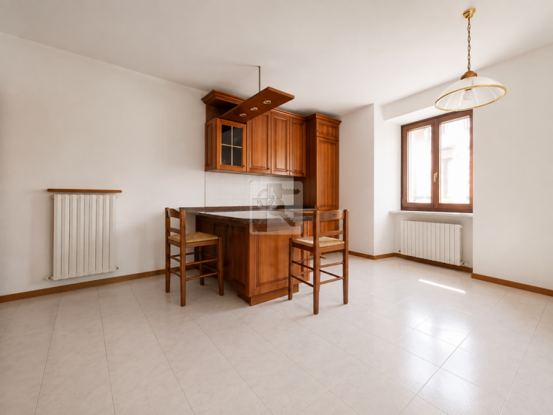 Foto appartamento in vendita a Mori (Trento)