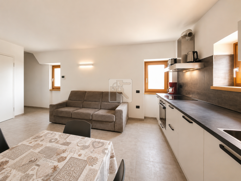Foto appartamento in vendita a Tenno (Trento)