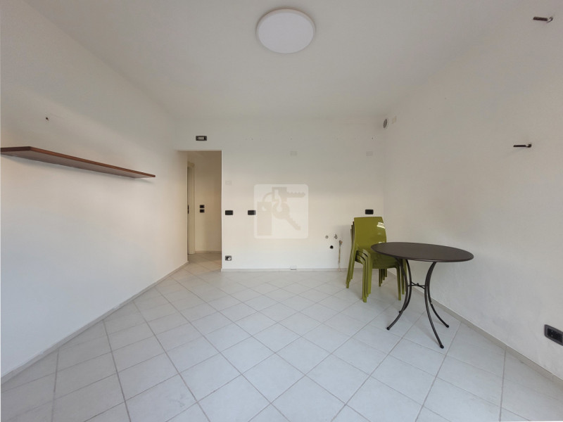 Foto villetta a schiera in vendita a Nago-Torbole (Trento)