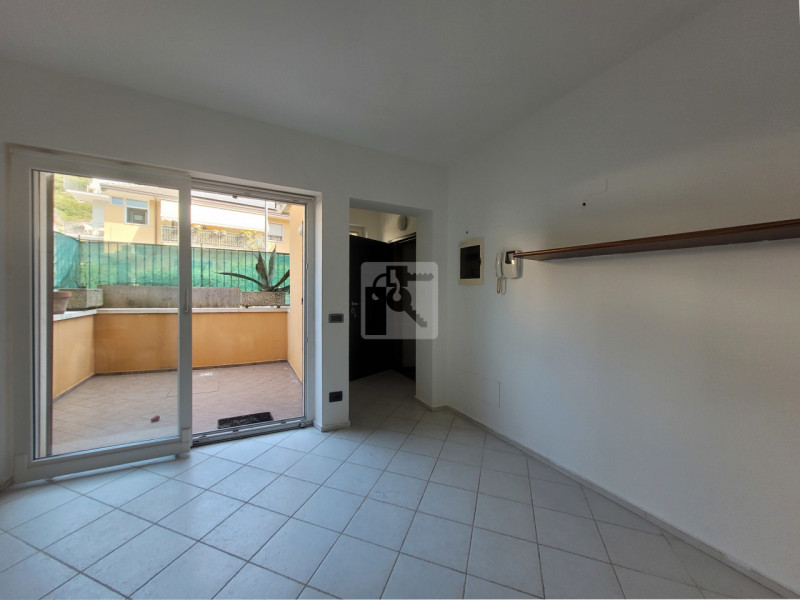 Foto villetta a schiera in vendita a Nago-Torbole (Trento)