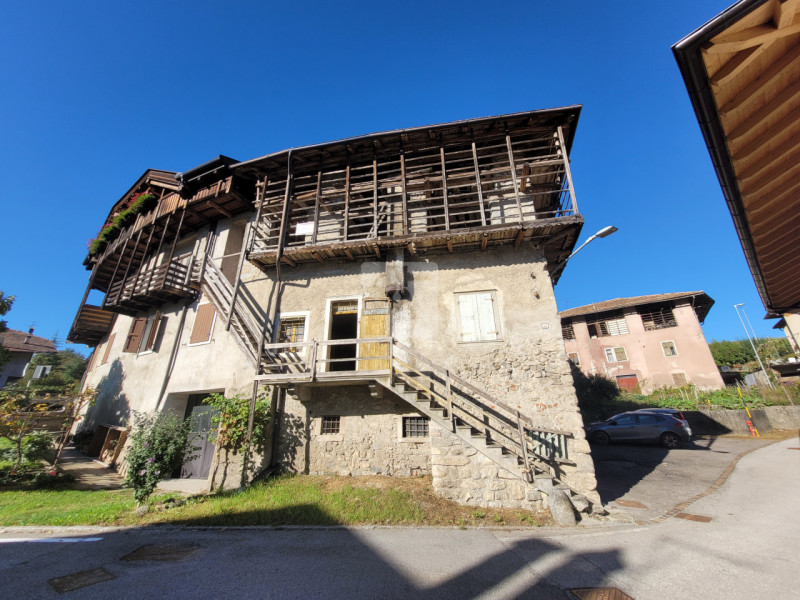 Foto casale/rustico in vendita a Fiavè (Trento)