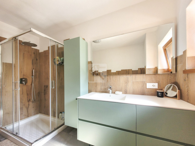 Foto casa indipendente in vendita a Ledro (Trento)