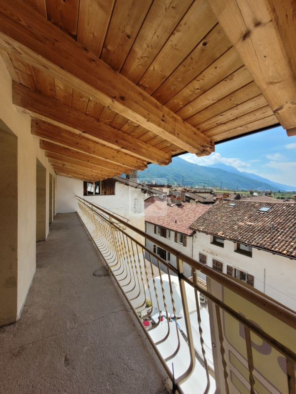 Foto appartamento in vendita a Arco (Trento)