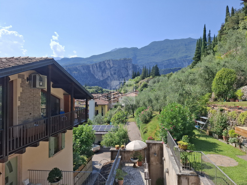 Foto appartamento in vendita a Arco (Trento)